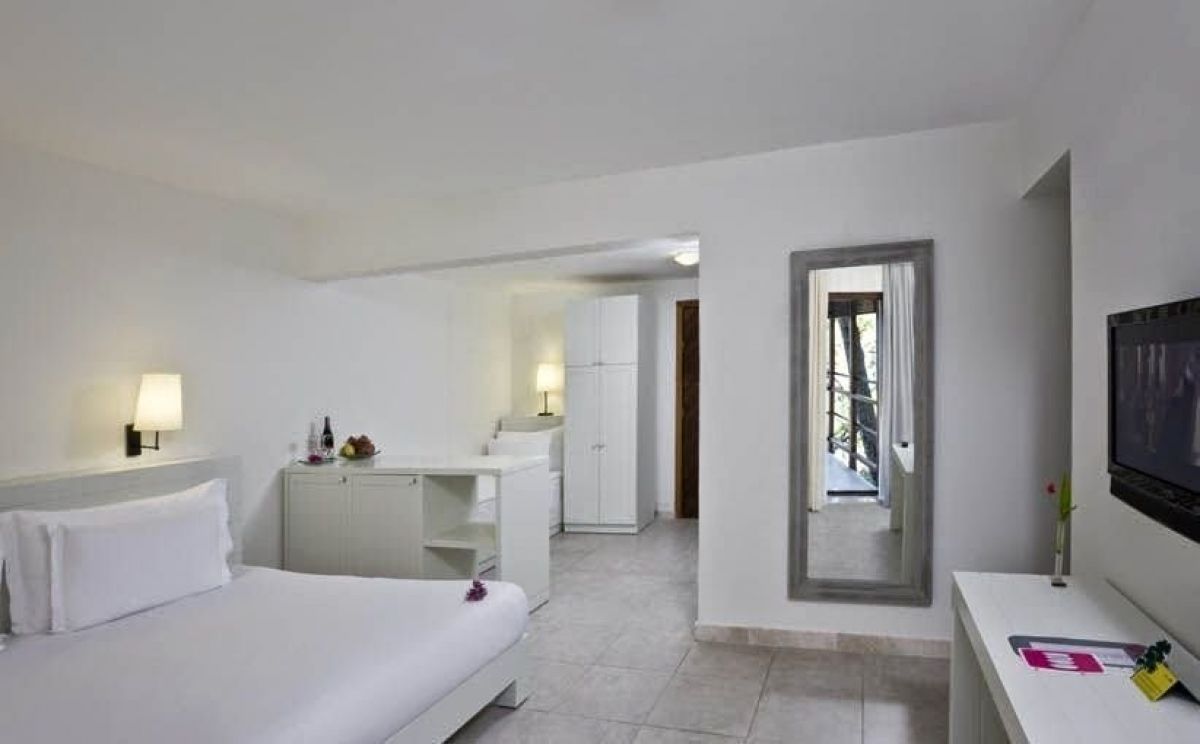 imagini hotel HILLSIDE BEACH CLUB